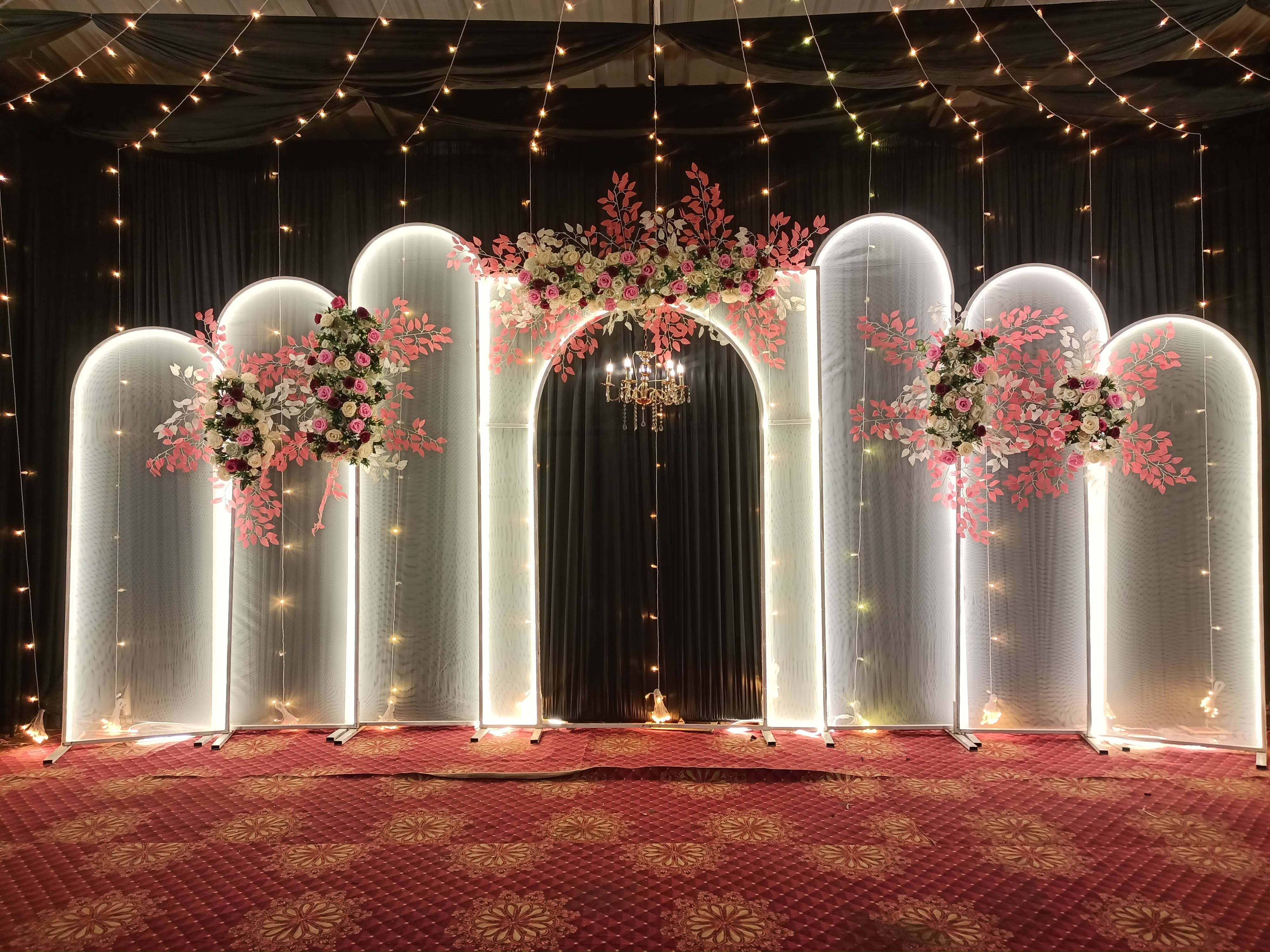Arched Bloomveil