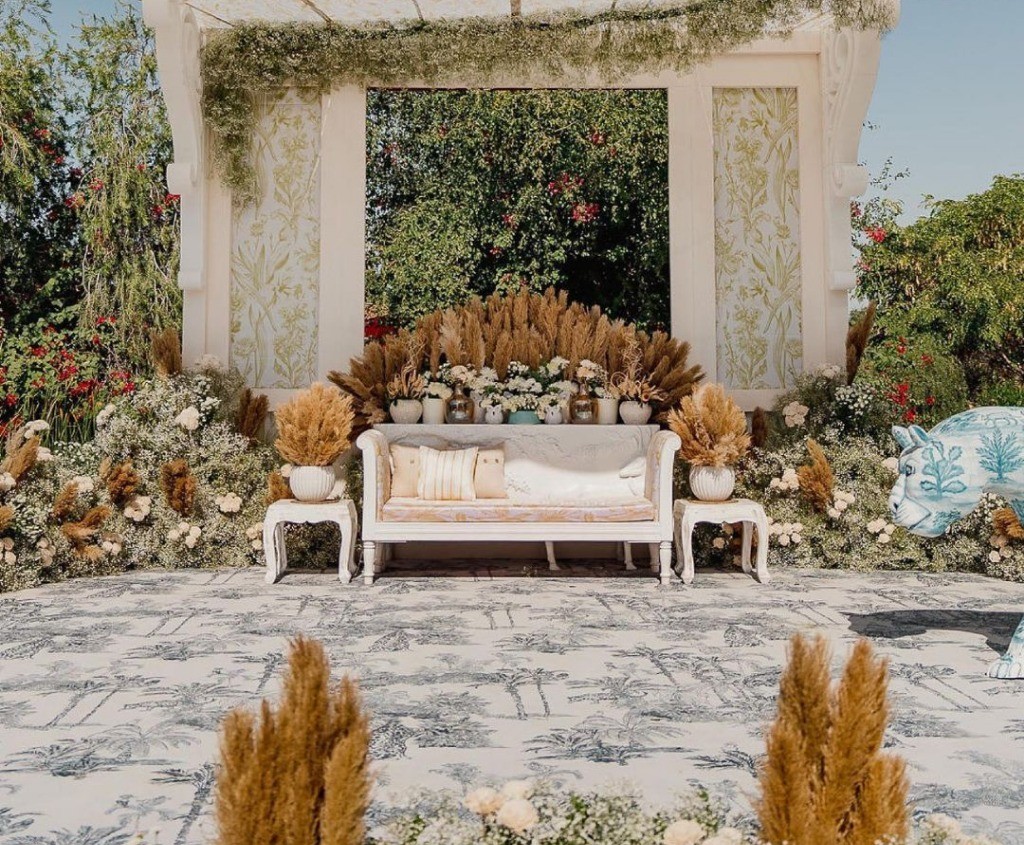 Ivory Pampas Pavilion