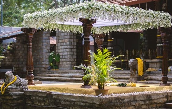 Vintage Vista Mandap