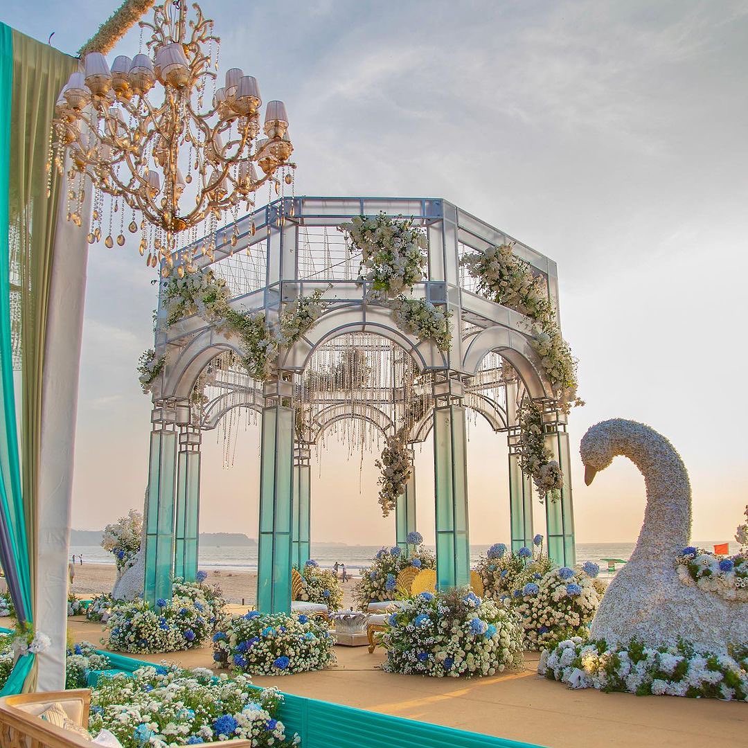 Swan Symphony Pavilion