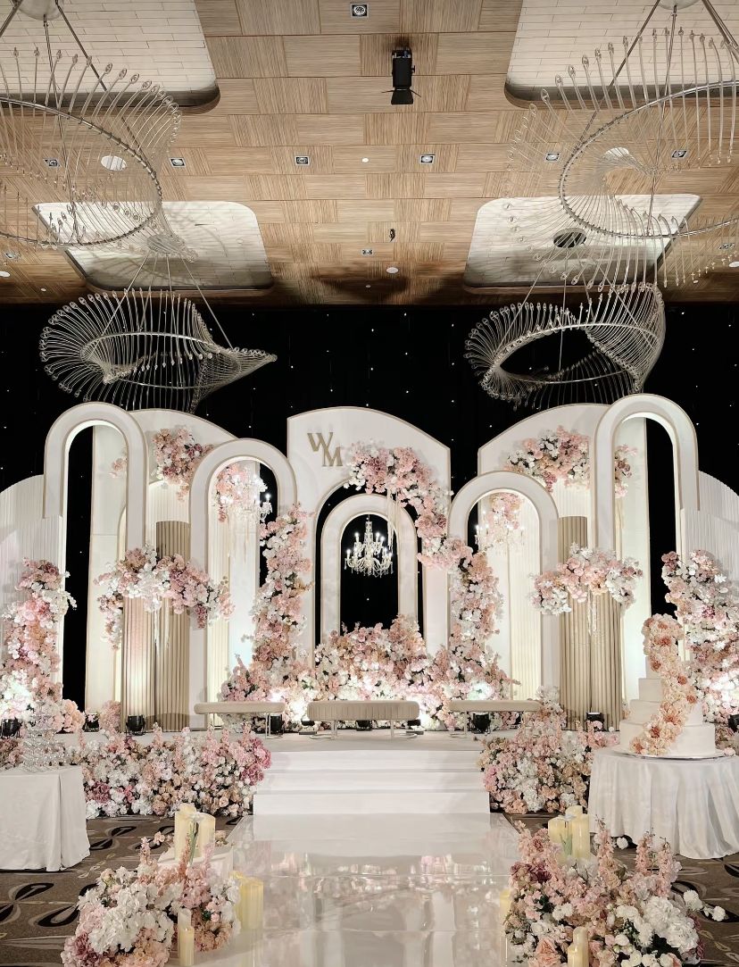 Blush Grandeur