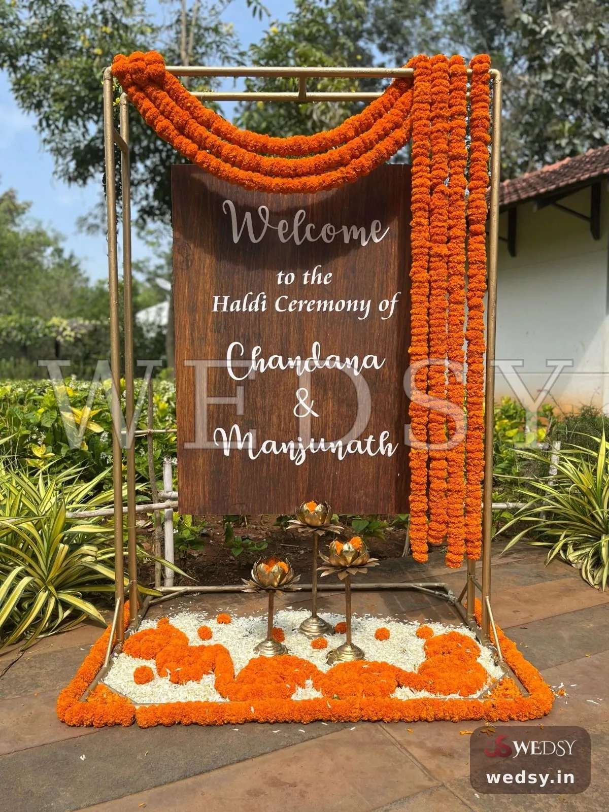 Marigold Missive — orange traditional nameboard for haldi, Wedsy NA113