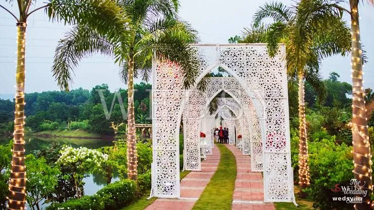 Mystic Jasmine Trailway