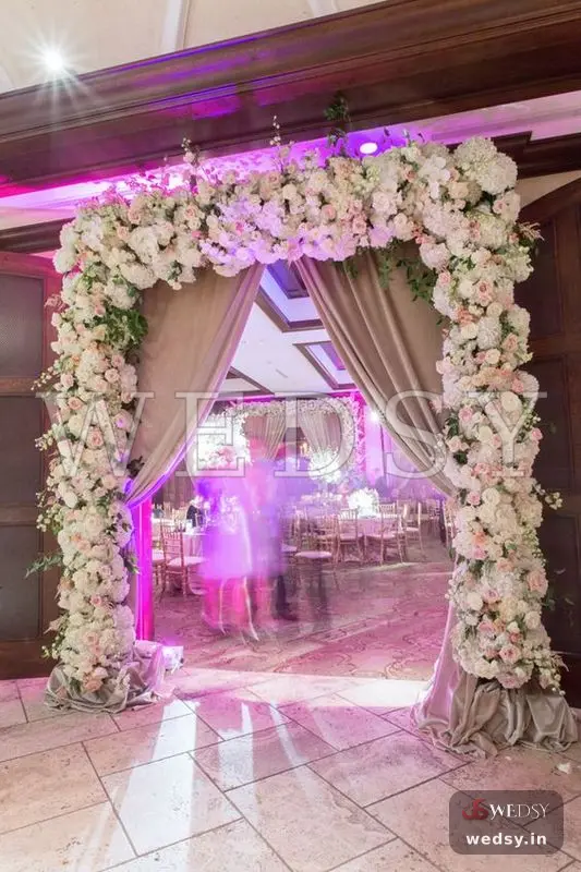 Alabaster Serenade — green modern entrance for wedding & engagement, Wedsy E023