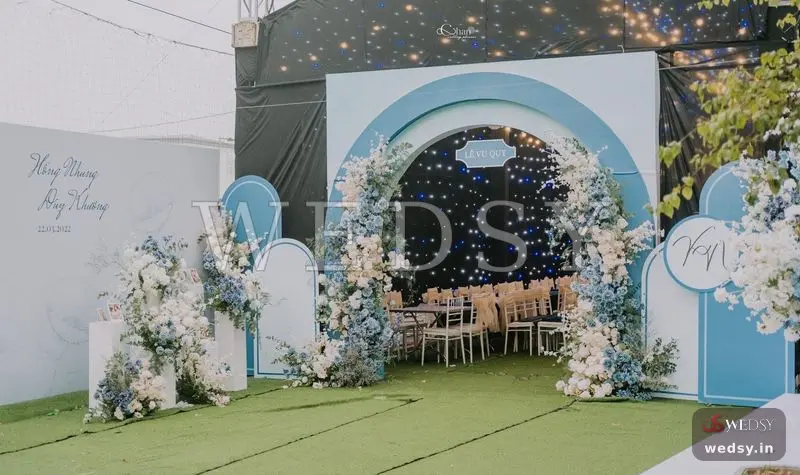 Lucent Grove — white modern entrance for wedding & engagement, Wedsy E038