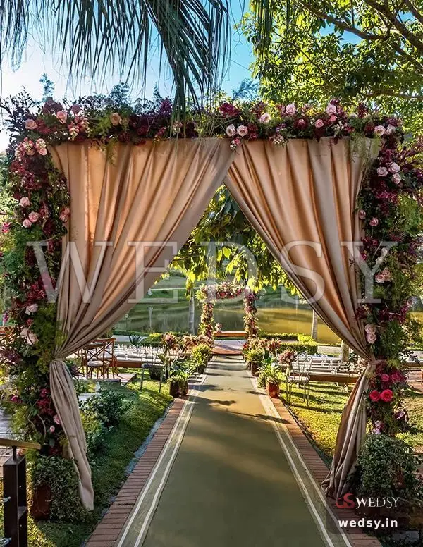 Ethereal Dream — peach modern entrance for wedding & engagement, Wedsy E050