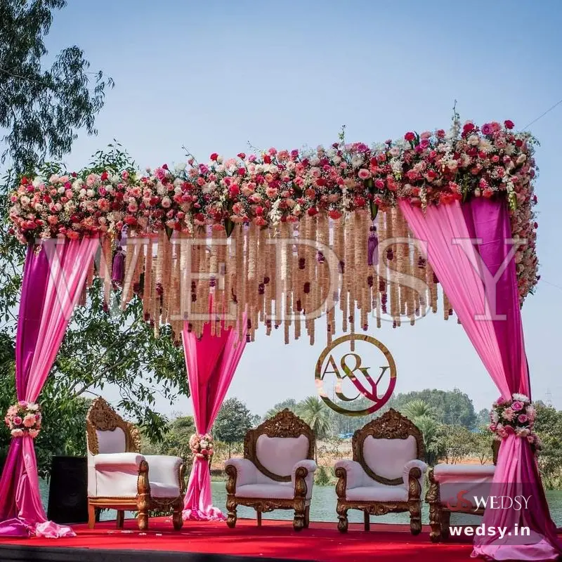 Nakshatra Shine Mandap — pink modern mandap for wedding, Wedsy MA015