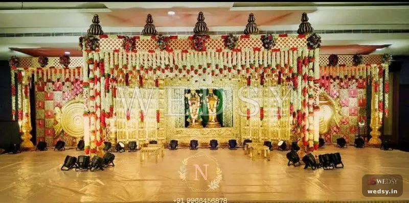 Rajwada Roshni — golden traditional mandap for Muharattam, Wedsy MA101