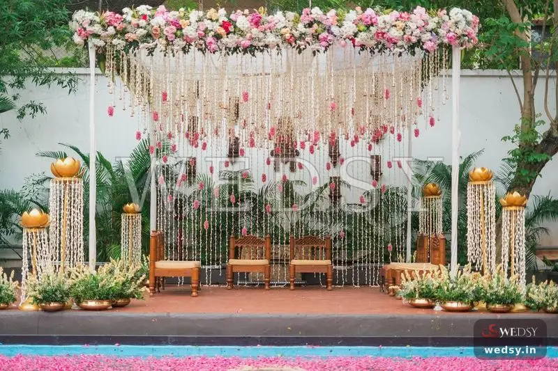 Pearl Cascade — white traditional mandap for muhurtham, Wedsy MA150