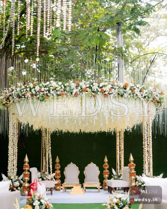 Cloud Crown — white modern mandap for muhurtham, Wedsy MA160