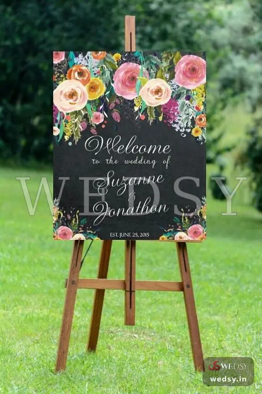 Eternal Emblem — black modern nameboard for engagement & wedding, Wedsy NA009