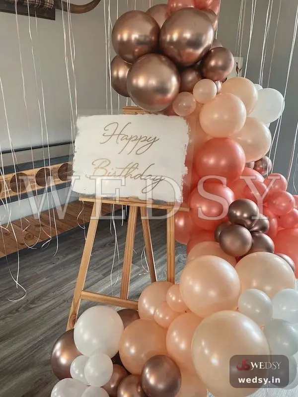 Soulmate Standout — white modern nameboard for baby shower & birthday, Wedsy NA016