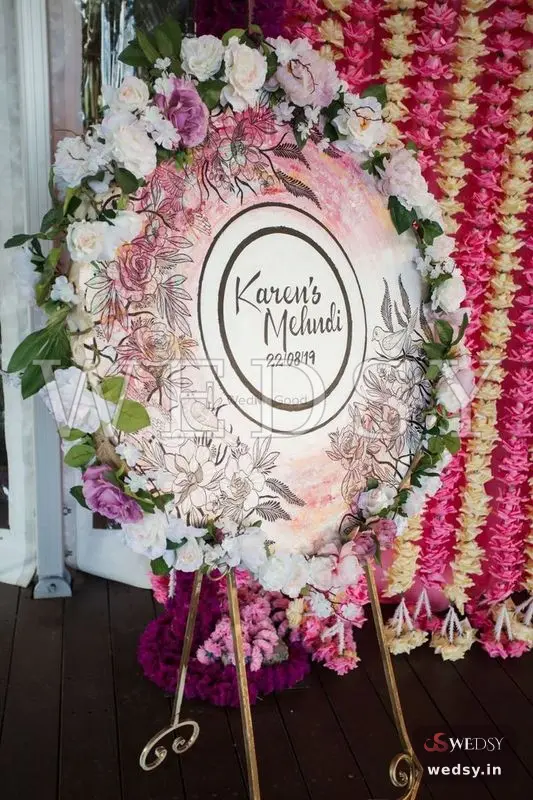 Two Souls Signpost — dark pink modern nameboard for wedding & engagement, Wedsy NA067
