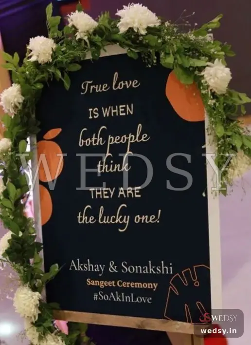 Twin Flame Tablet — white and green modern nameboard for wedding & engagement, Wedsy NA074