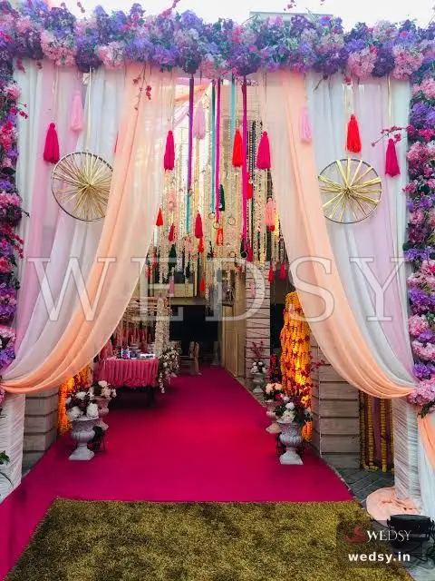 Halo Glow Drapes — yellow traditional pathway for wedding, Wedsy PA008