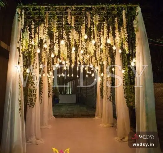 Infinity Sparkle Walkway — white traditional pathway for wedding, Wedsy PA010
