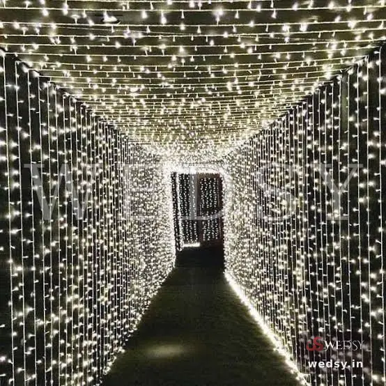 Nebula Embrace Glow — white chilli lights modern pathway for wedding, Wedsy PA028