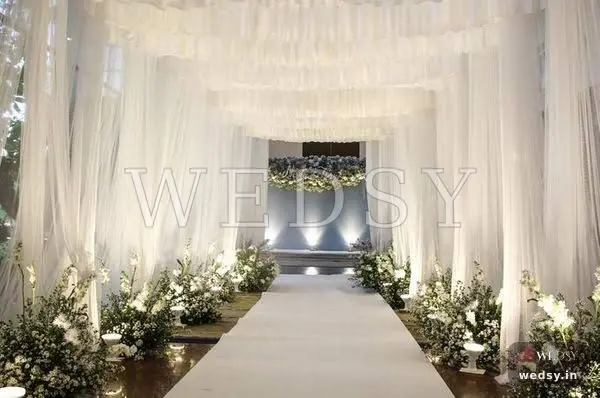 Nebula Embrace Drapes — white modern pathway for wedding, Wedsy PA071