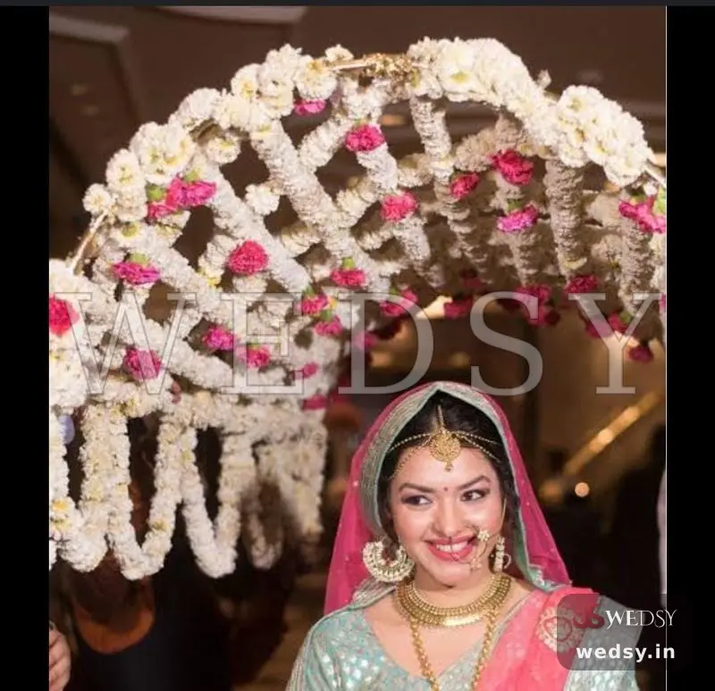 The Royal Lattice — white traditional phoolon ki chadar, Wedsy PC026