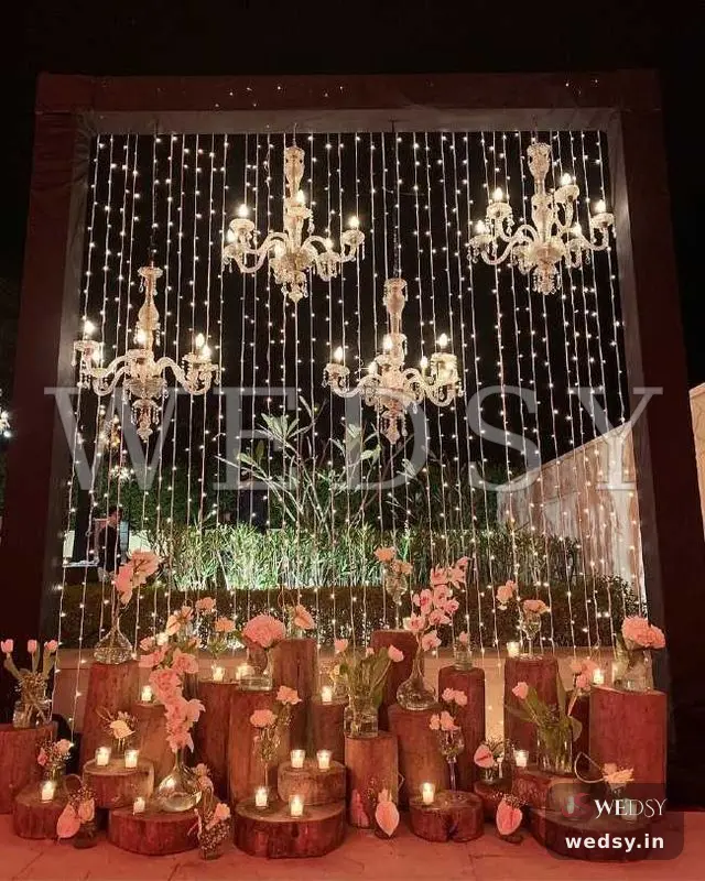 Tangerine Drape Dreams — red modern photobooth for wedding & reception, Wedsy PH023