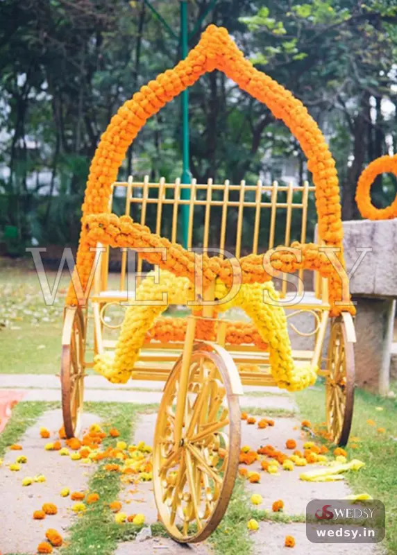 Rickshaw Revel Booth — yellow modern photobooth for haldi & muhurtham, Wedsy PH049