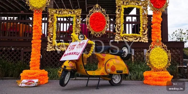 White Wildflower Wall — yellow modern photobooth for haldi & muhurtham, Wedsy PH055
