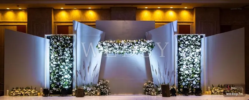 Ivory Serenity — white modern stage for reception & valima, Wedsy ST015