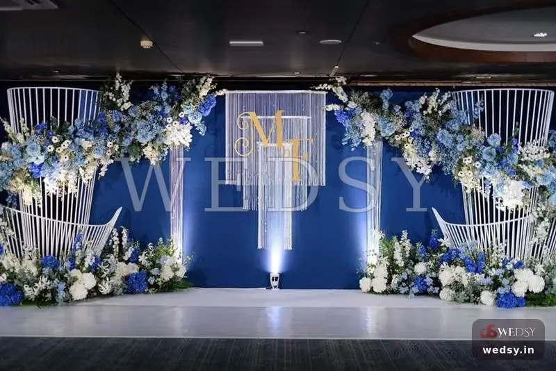 Ivory Radiance — white modern stage for wedding & nikah, Wedsy ST057