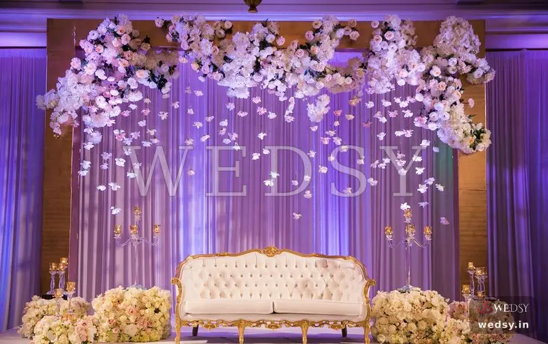 Timeless Splendor — white modern stage for engagement, Wedsy ST060