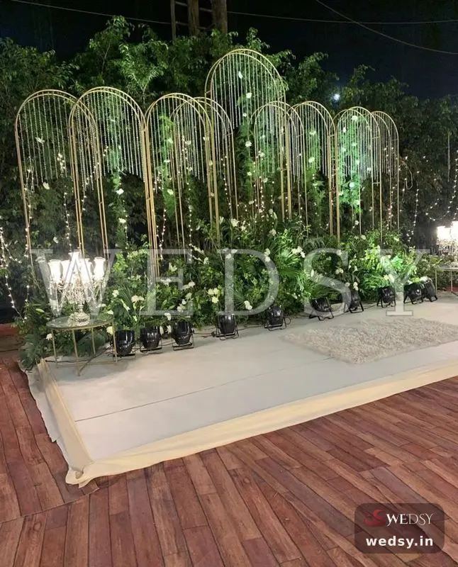 Celebration Radiance — green modern stage for nikah & reception, Wedsy ST109