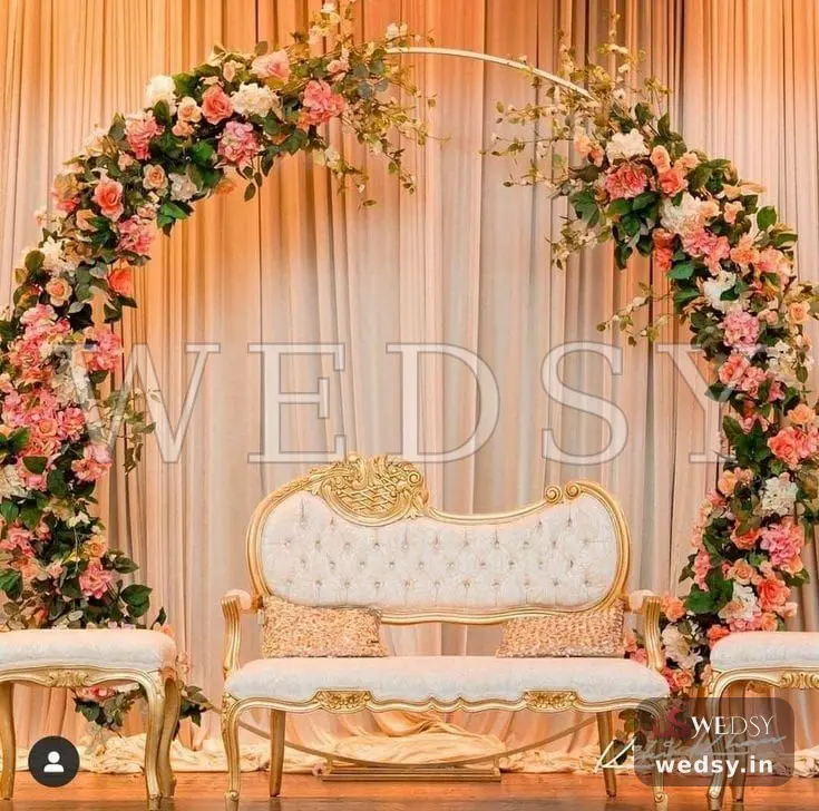 Blossom Serenade — white modern stage for engagement & reception, Wedsy ST128