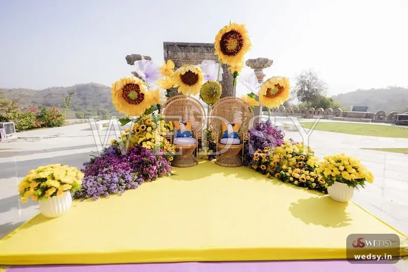 Amber Meadow — yellow modern stage for haldi, Wedsy ST197
