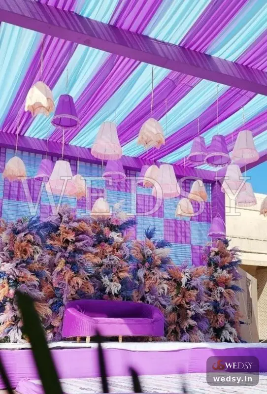 Violet Vogue — lavender modern stage for mehendi, Wedsy ST199