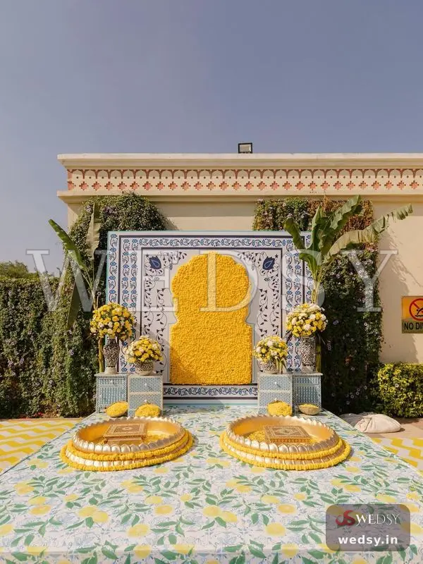 Lemon Courtyard — blue modern stage for haldi & mehendi, Wedsy ST222