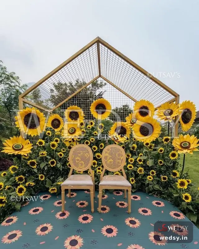 Sunny Nook — green modern stage for haldi & mehendi, Wedsy ST225