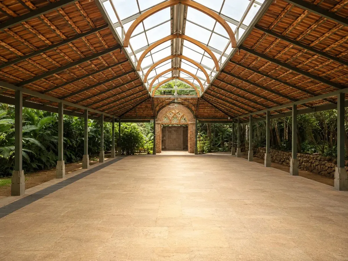 Dining Hall at Shibravyi Courtyard