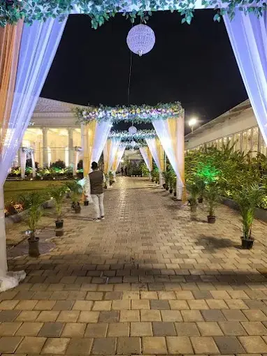 White Feather Convention Center, photo 3