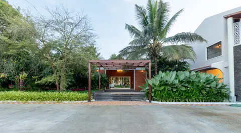 Arhaa Convention and Leisure
