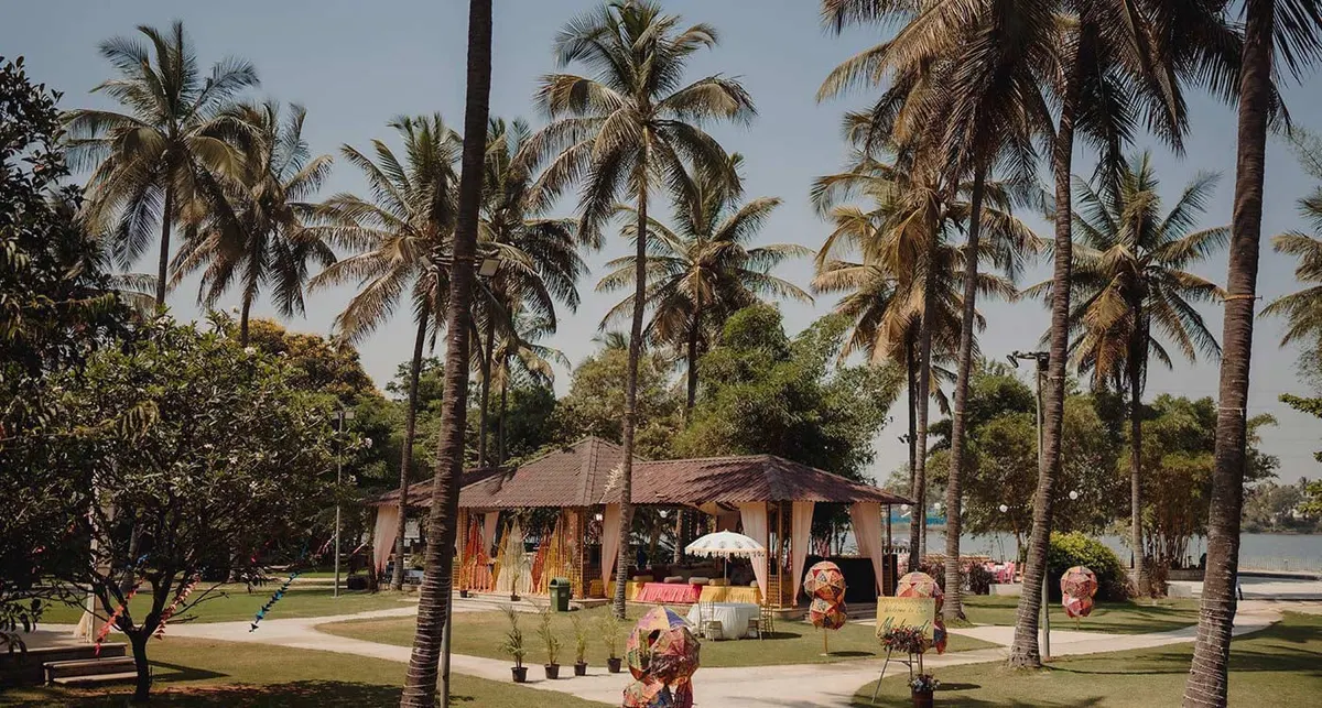 Pavilion Lawn at Moongate Events Venue