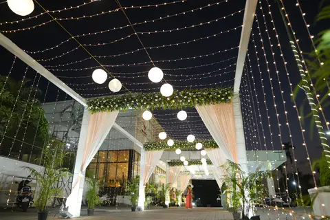 Sri Convention Centre